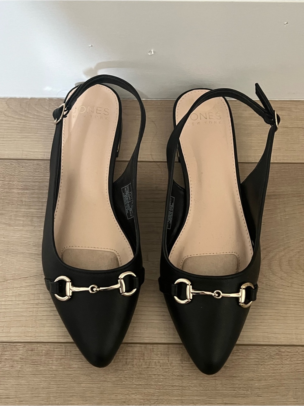 Jones New York Black Pointed Toe Slingback Flats with Gold Horsebit